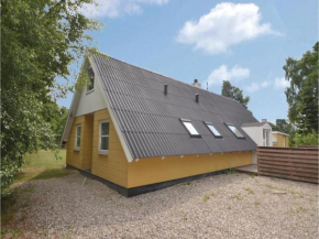 Five-Bedroom Holiday Home in Glesborg